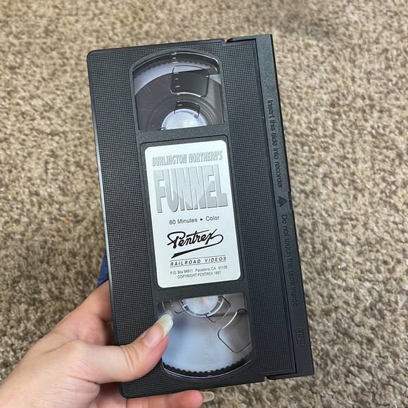 Burlington Northern’s funnel train, VHS, 1997 video tape - Picture 4 of 6